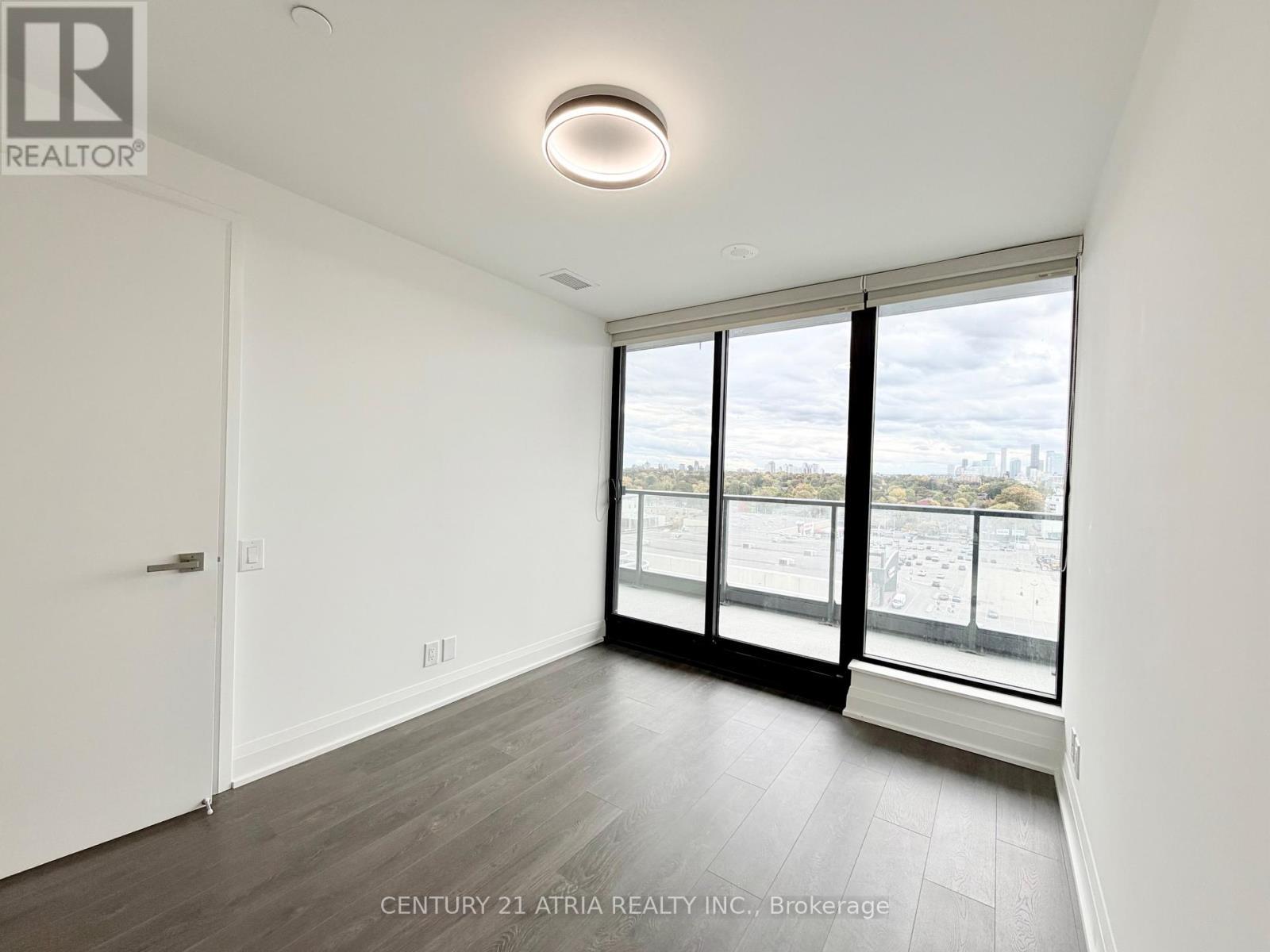 1003 - 33 Frederick Todd Way, Toronto, ON - Indoor Photo Showing Other Room