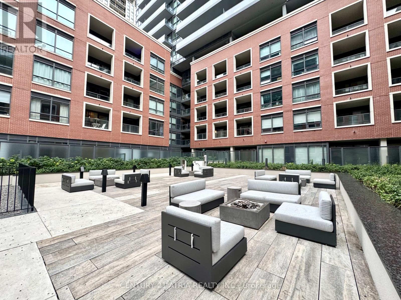 1003 - 33 Frederick Todd Way, Toronto, ON - Outdoor