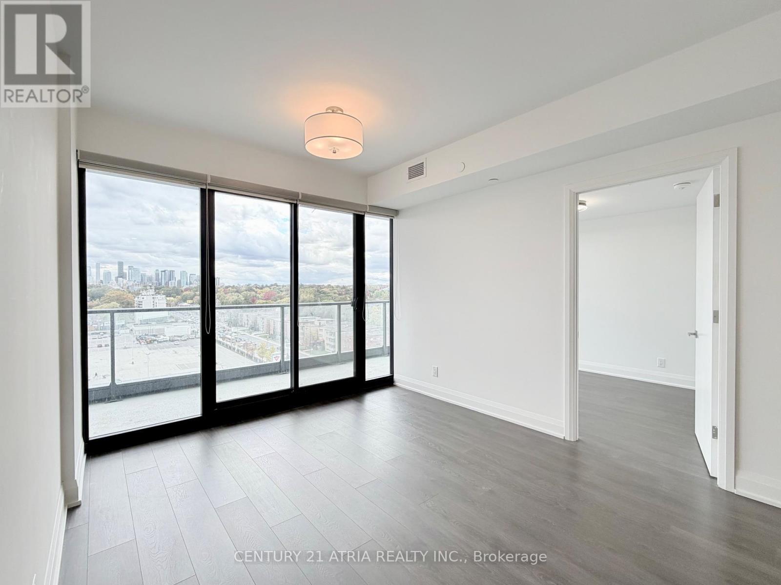 1003 - 33 Frederick Todd Way, Toronto, ON - Indoor Photo Showing Other Room