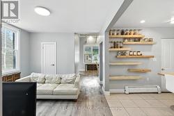 Front Unit - Living Room -