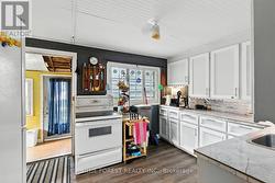 Back Unit - Living Room -