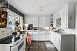 Back Unit - Living Room -