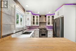 Front Unit - Kitchen -