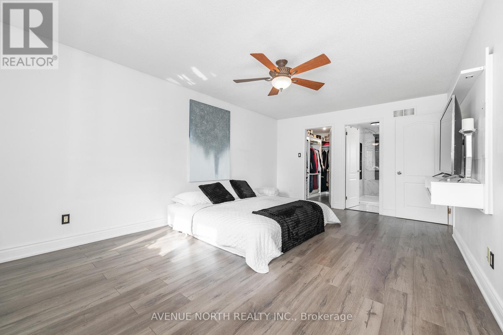 2163 Johnston Road, Ottawa, ON - Indoor Photo Showing Bedroom