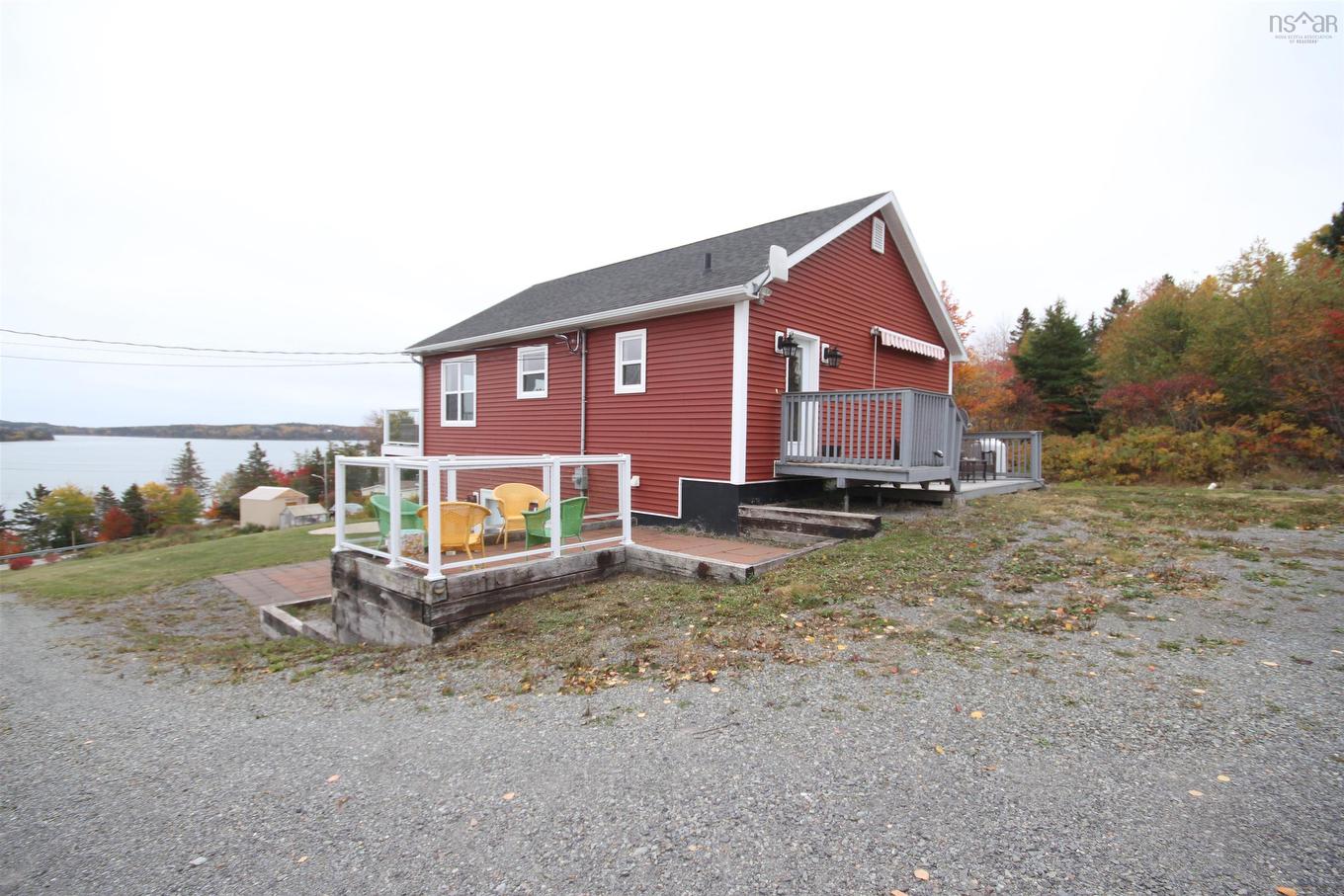 10471 Highway 16, Guysborough, NS