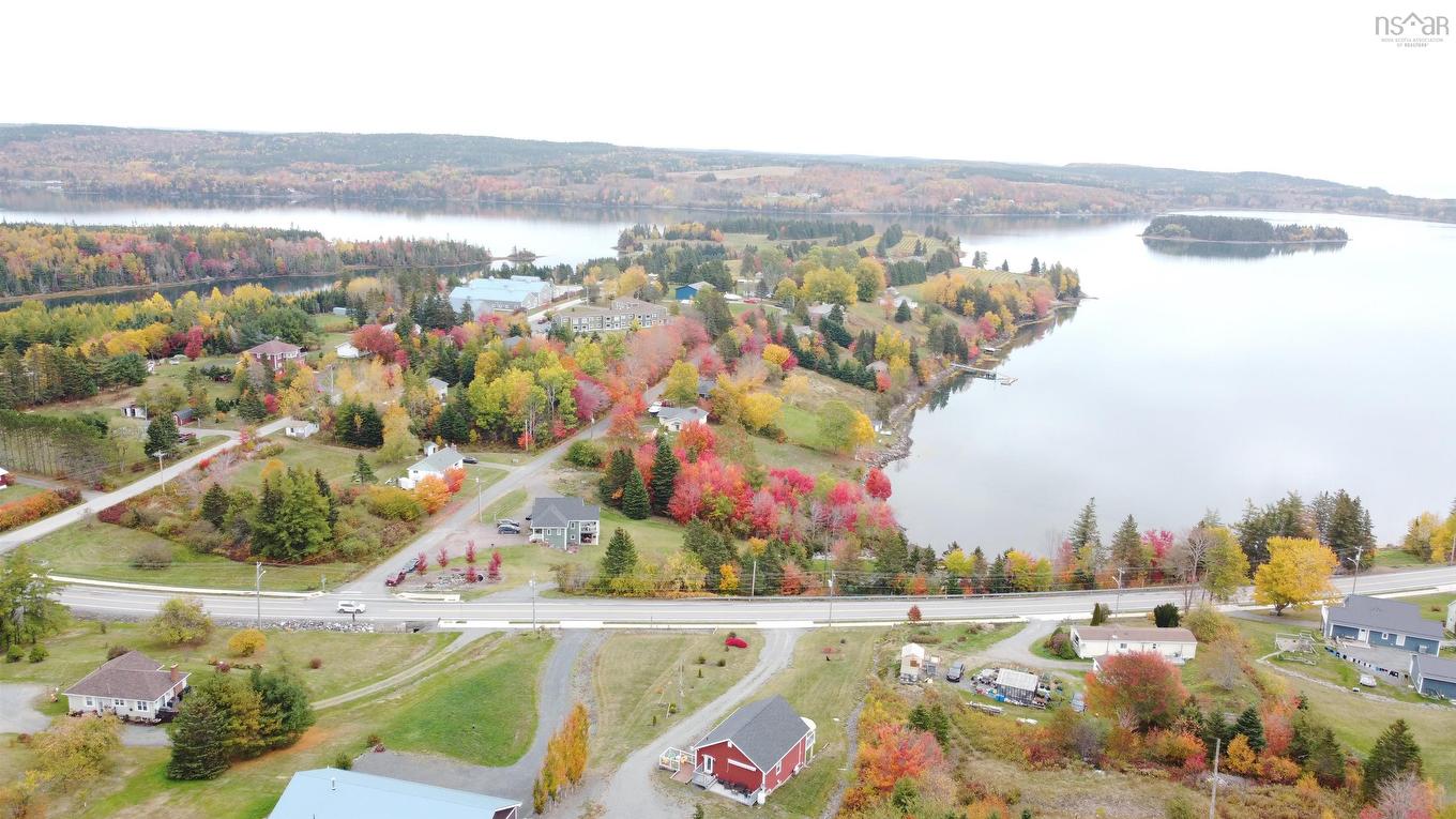10471 Highway 16, Guysborough, NS