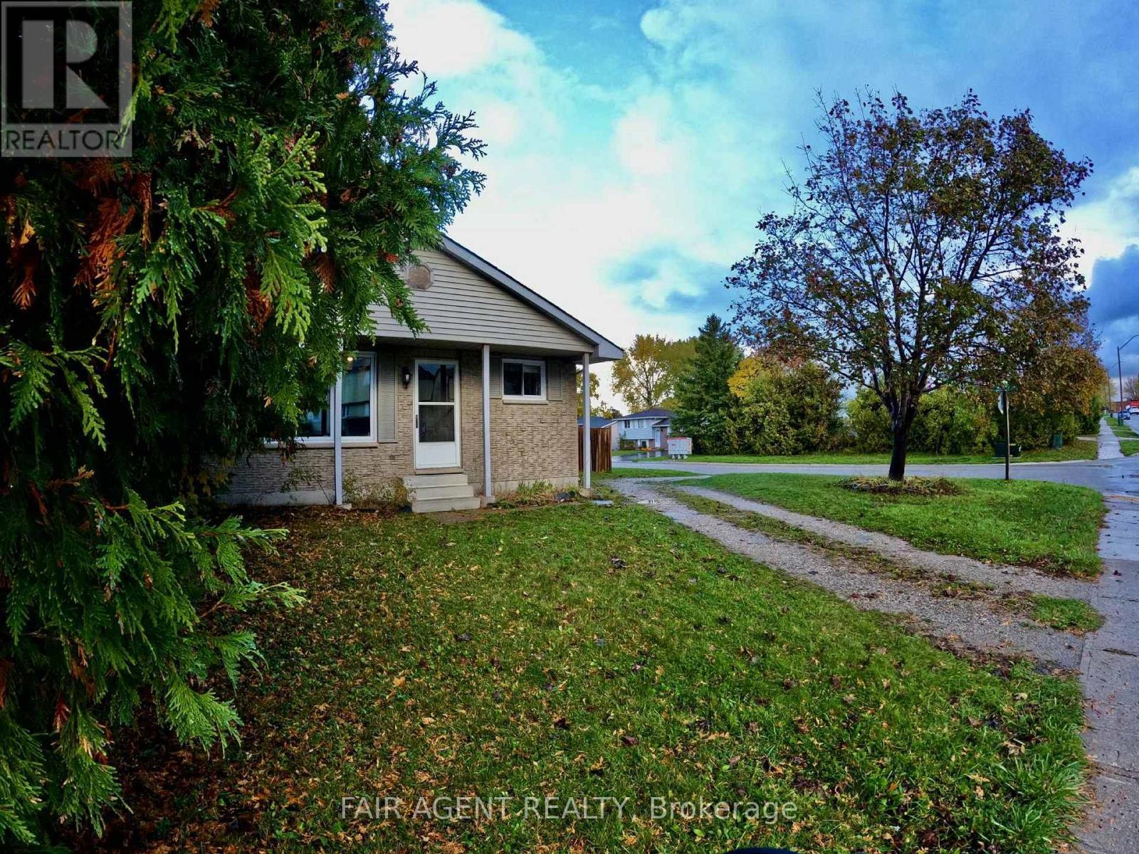 655 Hunter Street, Kincardine, ON - Outdoor