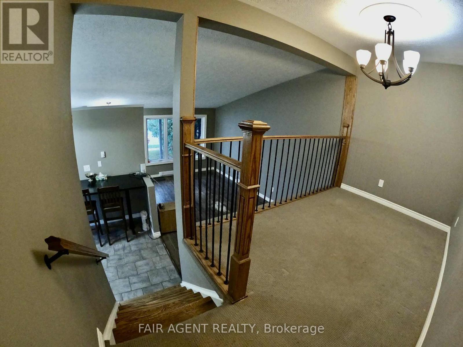 655 Hunter Street, Kincardine, ON - Indoor Photo Showing Other Room