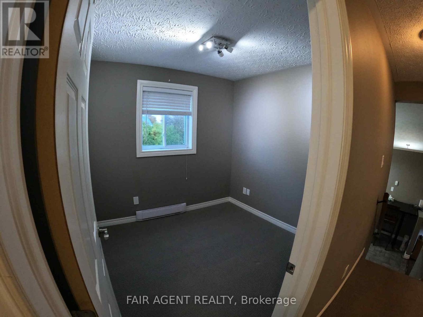 655 Hunter Street, Kincardine, ON - Indoor Photo Showing Other Room
