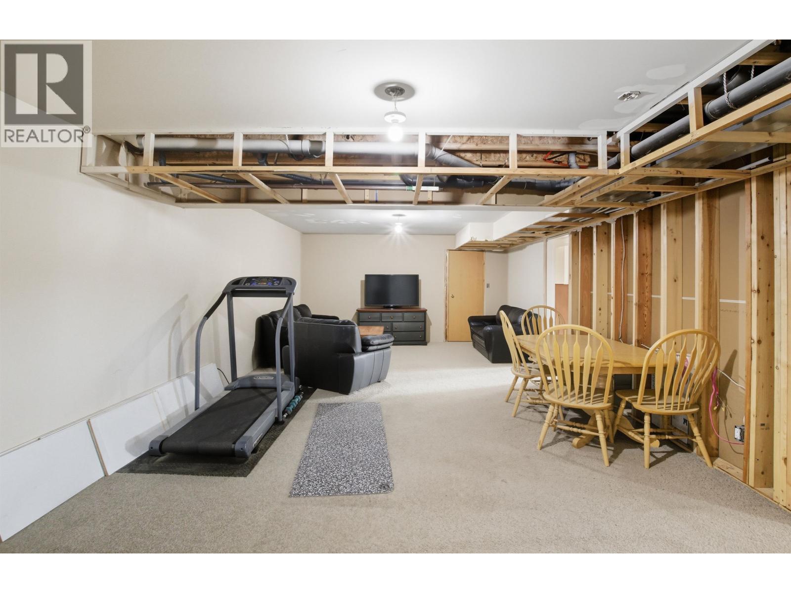 6391 Houseman Road, 100 Mile House, BC - Indoor Photo Showing Basement