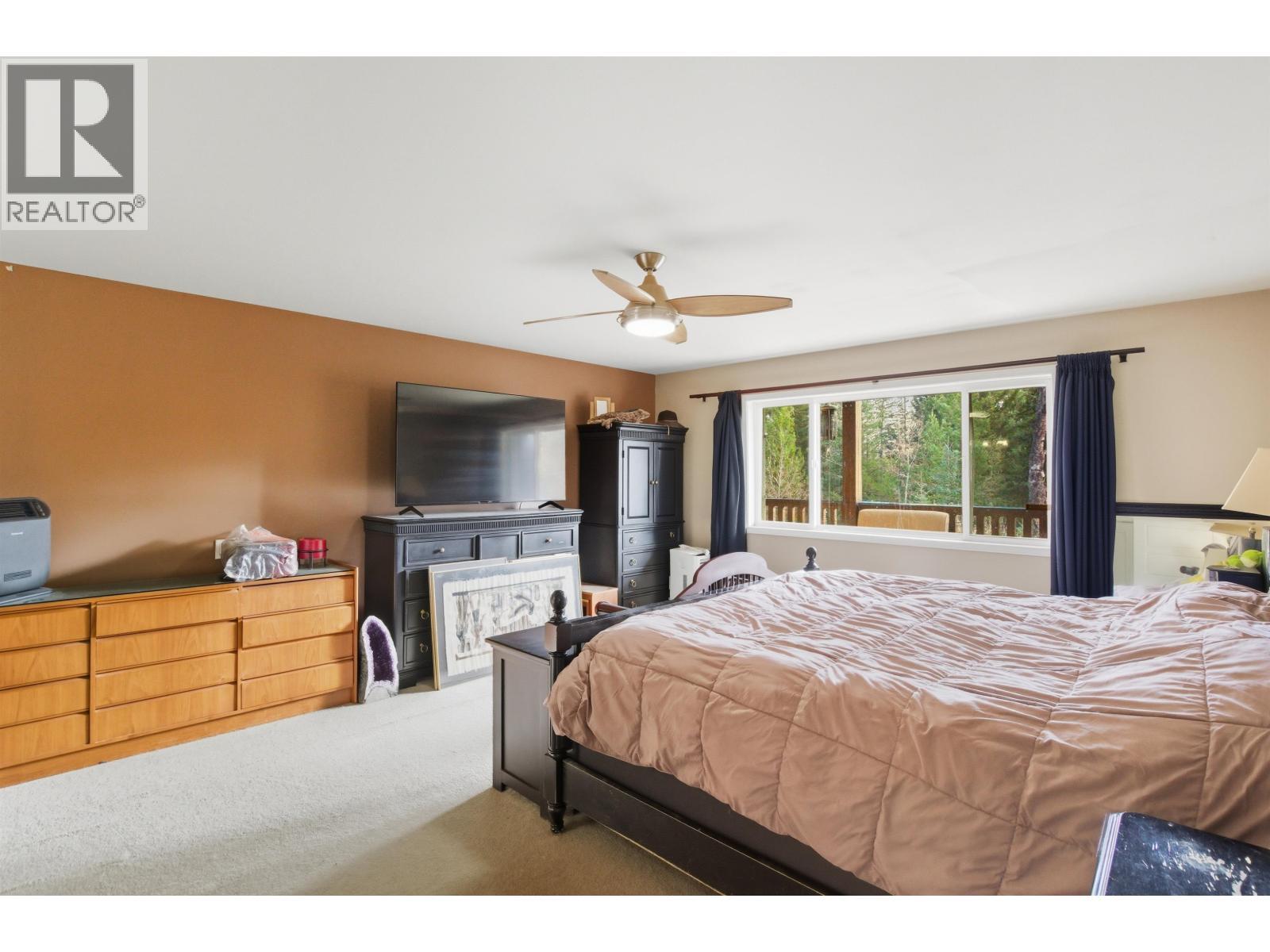 6391 Houseman Road, 100 Mile House, BC - Indoor Photo Showing Bedroom