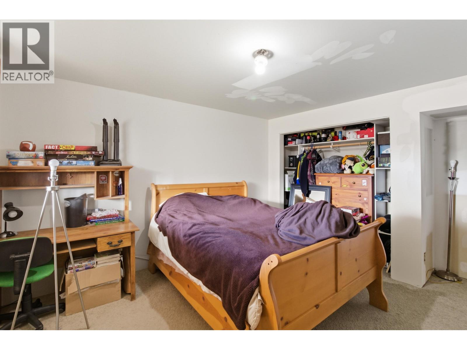 6391 Houseman Road, 100 Mile House, BC - Indoor Photo Showing Bedroom