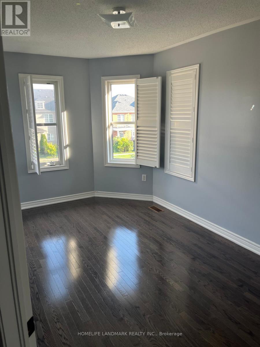 336 Drummond Drive, Vaughan, ON - Indoor Photo Showing Other Room