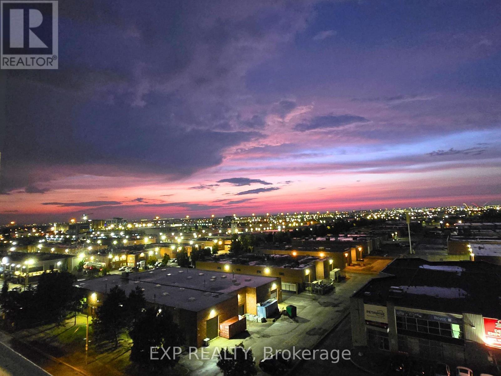 Unit 811 - 950 Portage Parkway, Vaughan, ON - Outdoor With View