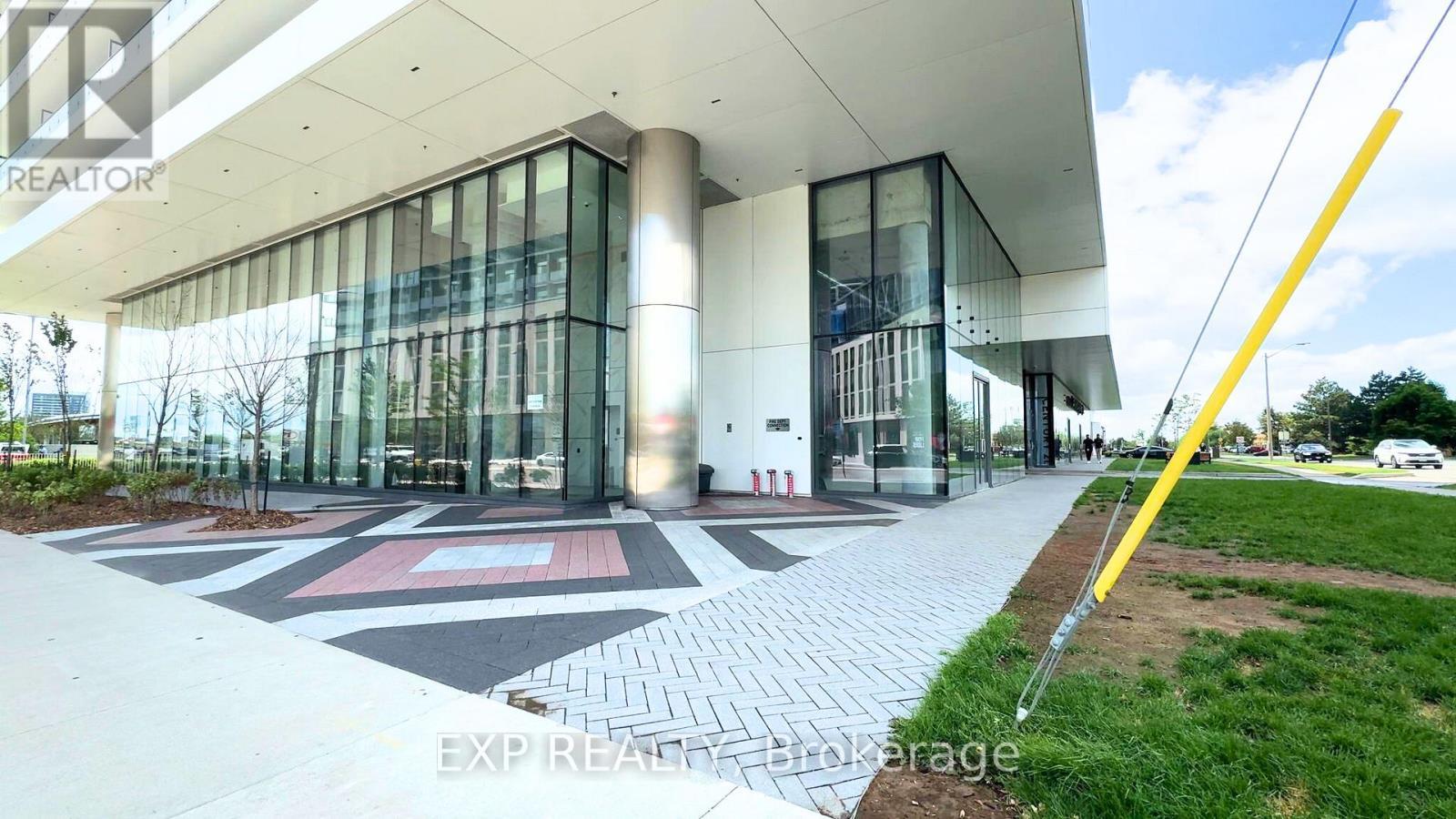 Unit 811 - 950 Portage Parkway, Vaughan, ON - Photo Showing Other Room