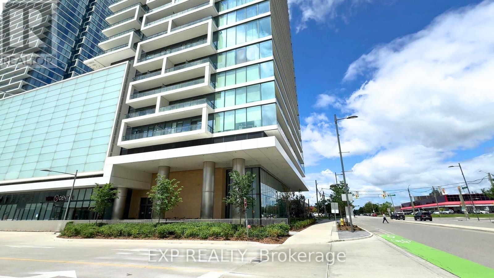 Unit 811 - 950 Portage Parkway, Vaughan, ON - Outdoor With Balcony