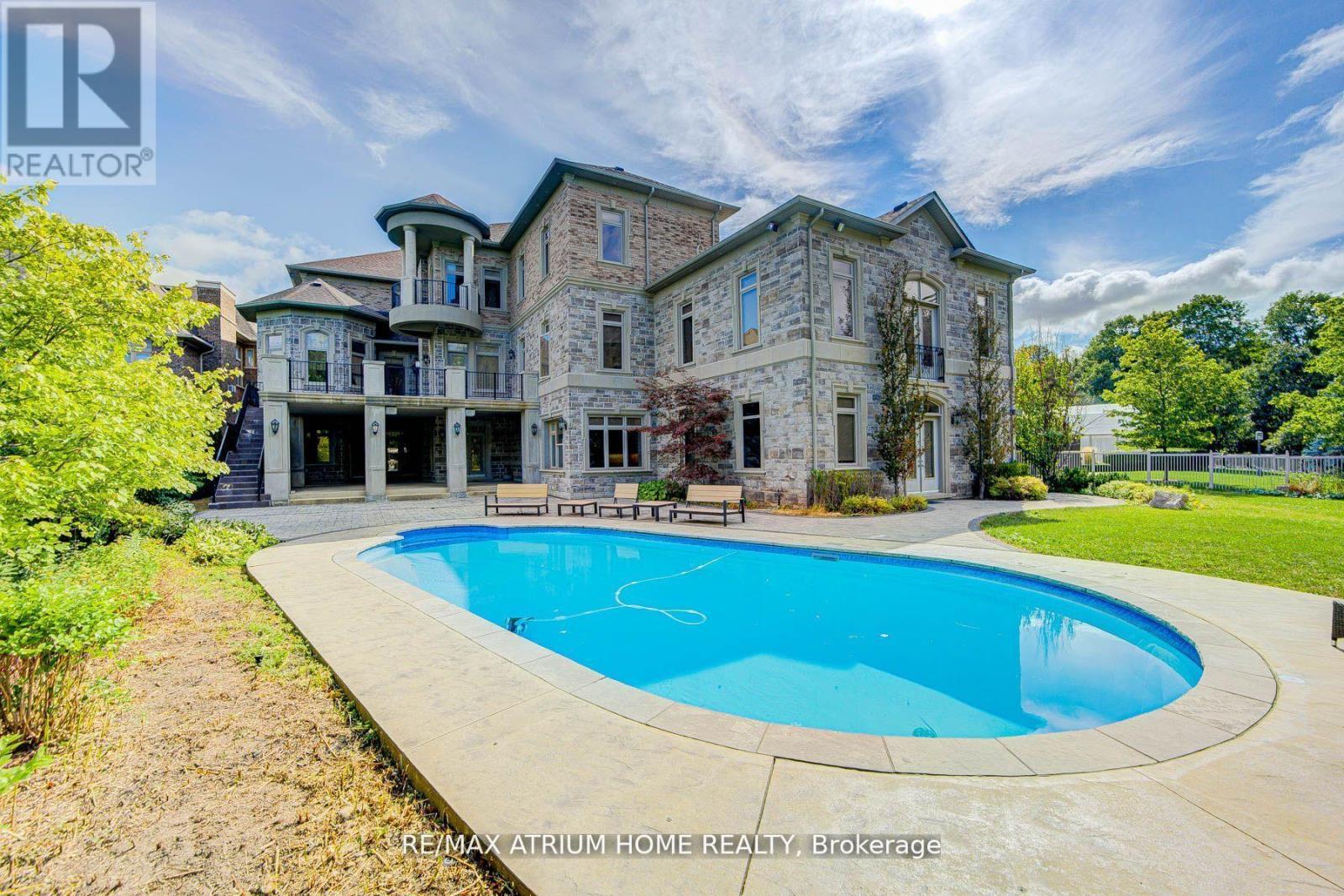 71 Grandvista Crescent, Vaughan, ON - Outdoor With In Ground Pool