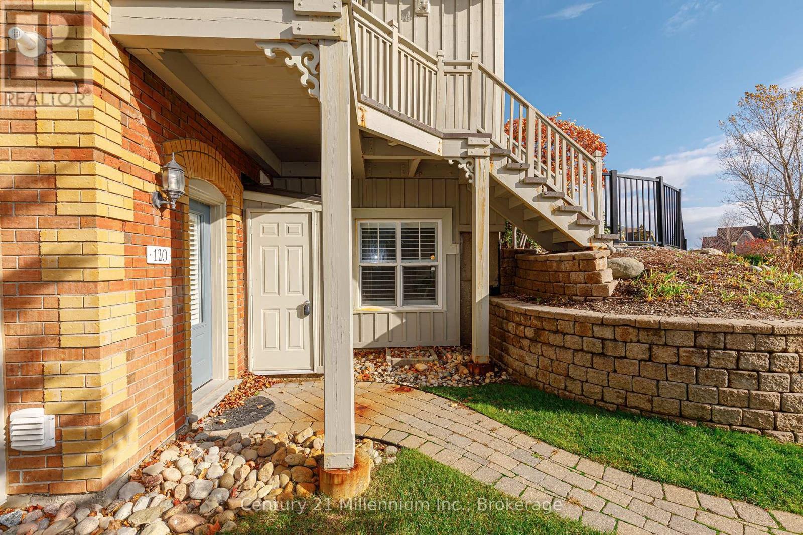 120 - 184 Snowbridge Way, Blue Mountains, ON - Outdoor