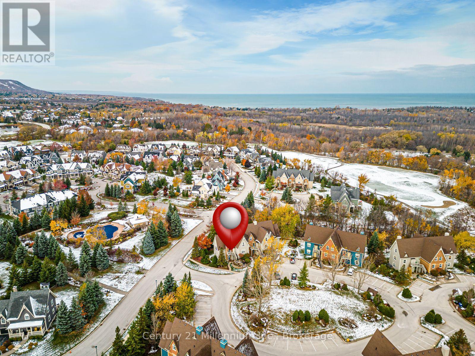 120 - 184 Snowbridge Way, Blue Mountains, ON - Outdoor With View