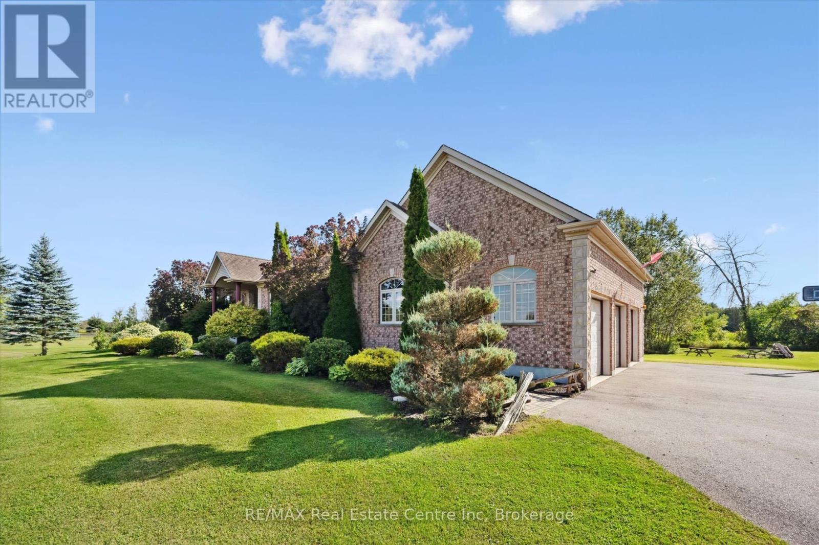 5946 Wellington Rd 86 Road, Woolwich, ON - Outdoor