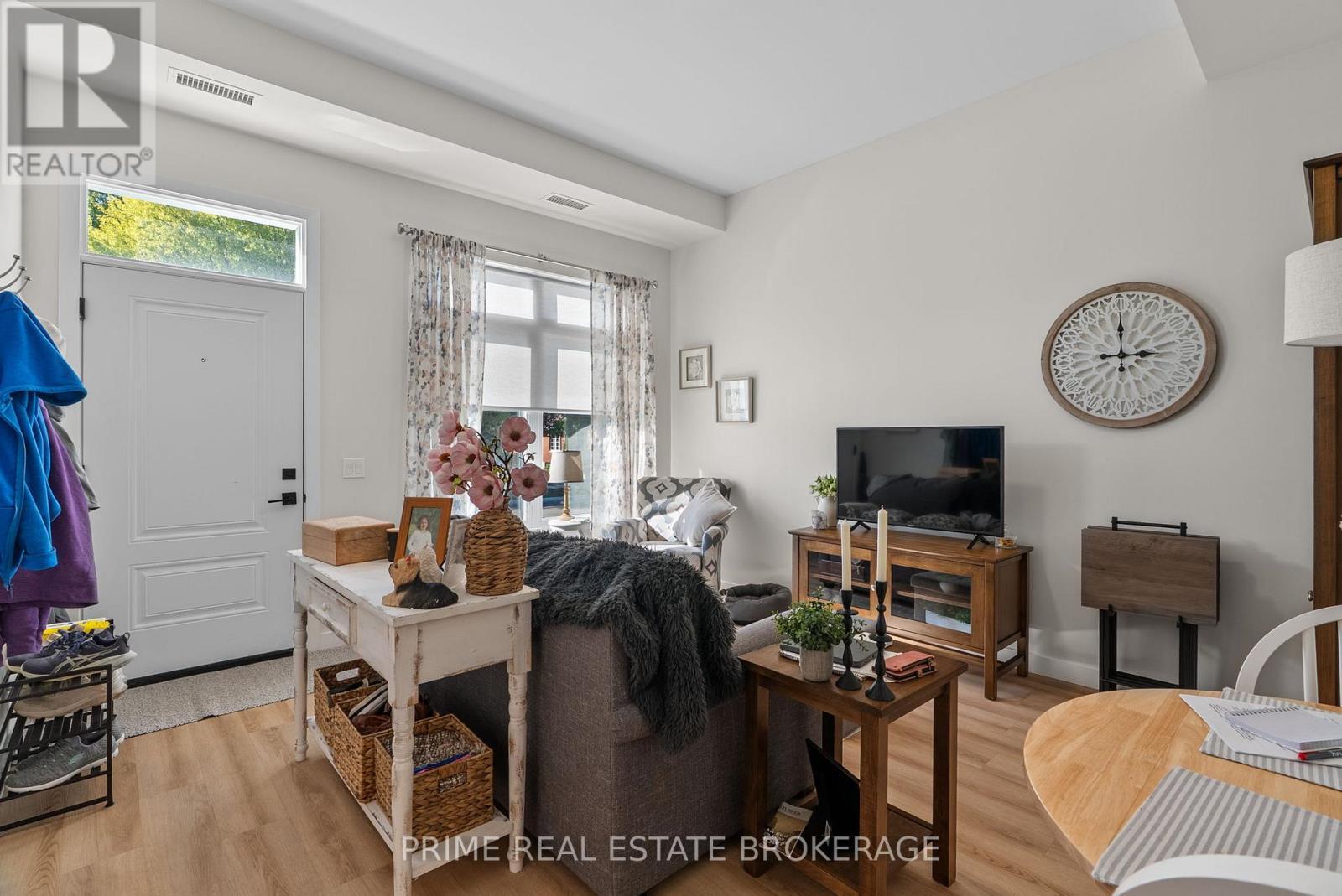 370 William Street, South Huron (Exeter), ON - Indoor