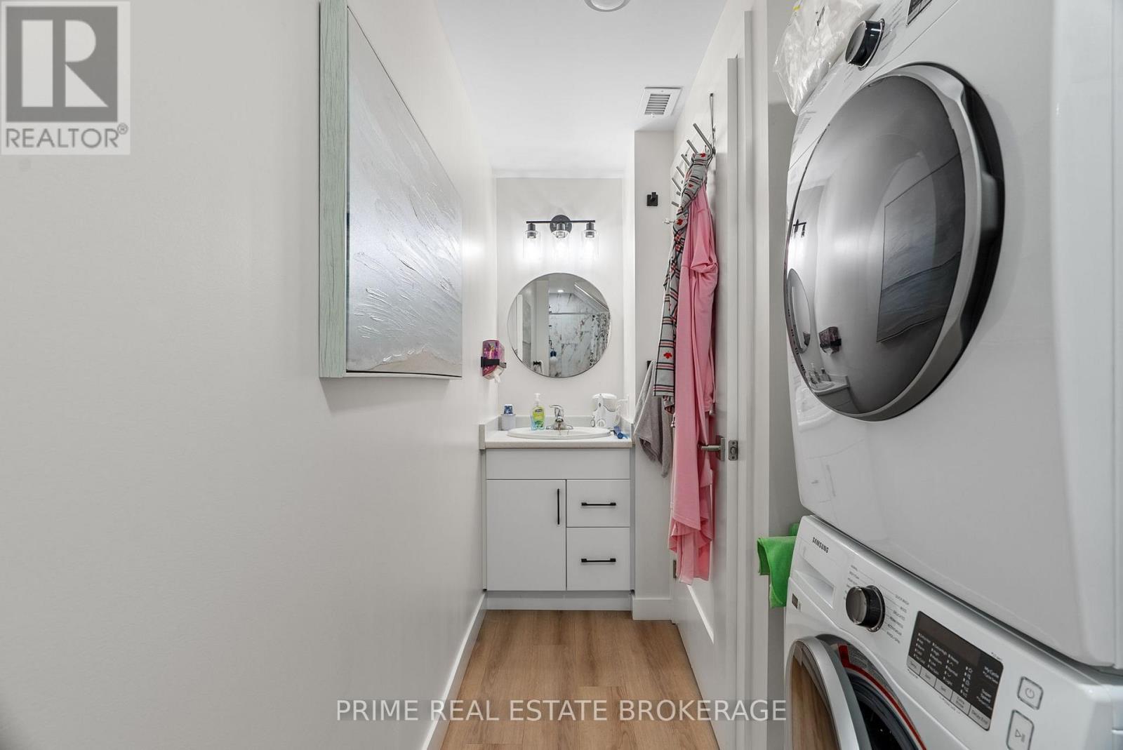 370 William Street, South Huron (Exeter), ON - Indoor Photo Showing Laundry Room
