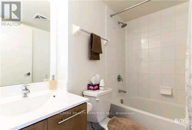 1420 - 38 Joe Shuster Way, Toronto, ON - Indoor Photo Showing Bathroom