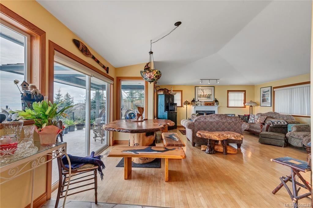 253 Alder St South, Campbell River, BC