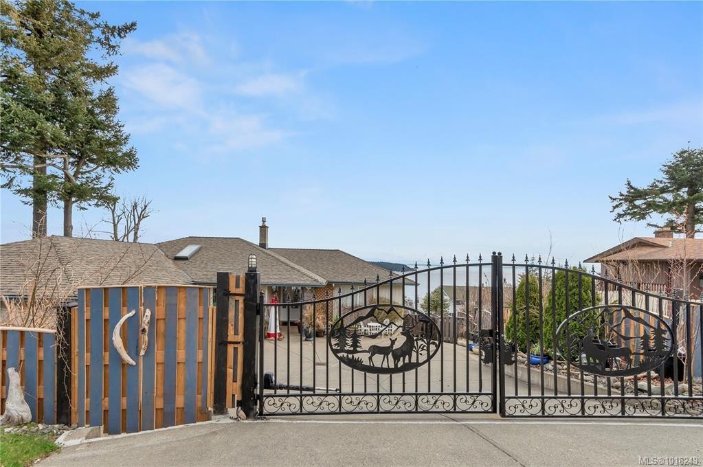 253 Alder St South, Campbell River, BC