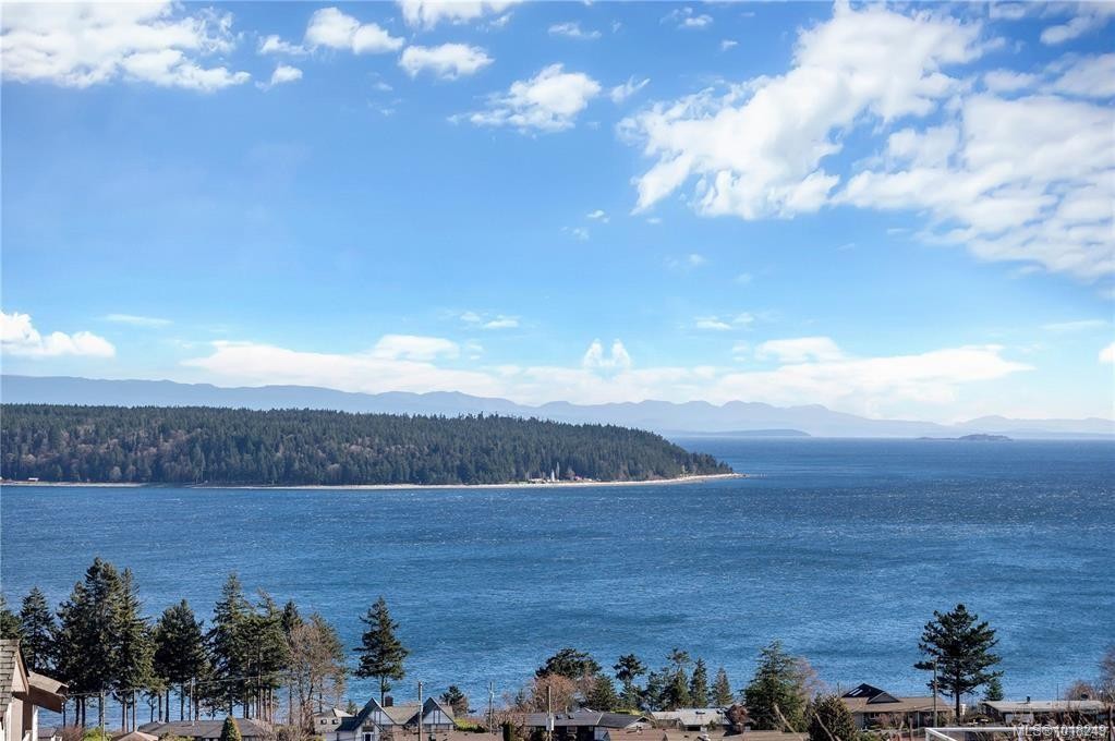 253 Alder St South, Campbell River, BC