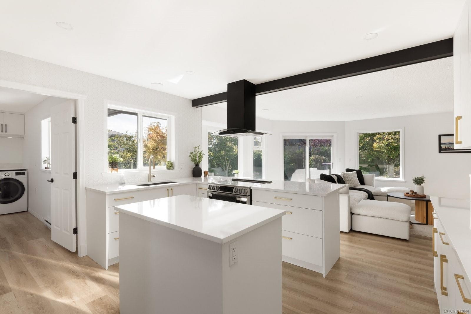 2545 Newman Rd, Central Saanich, BC