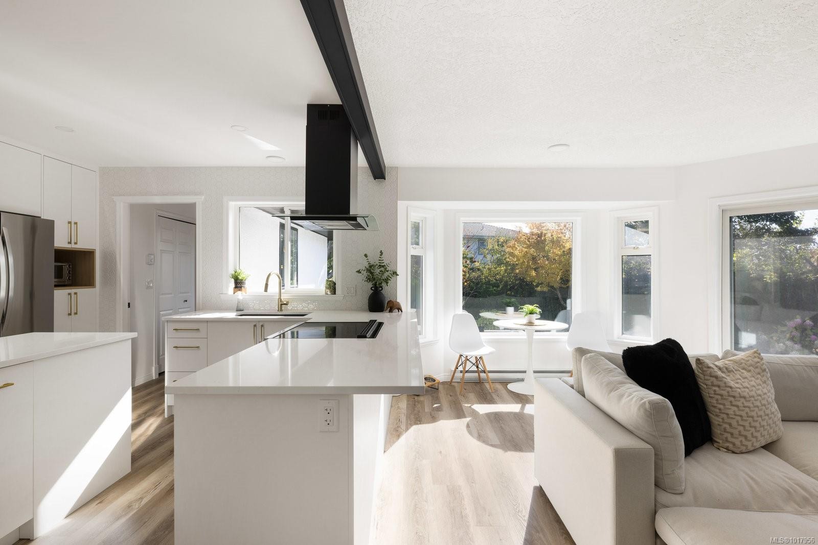 2545 Newman Rd, Central Saanich, BC