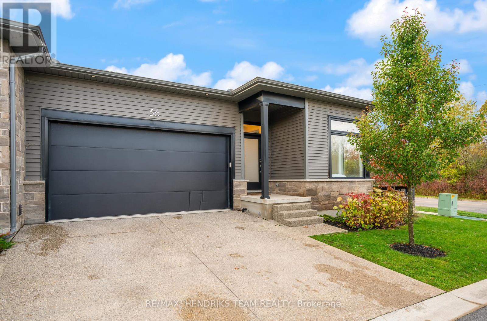 36 - 8974 Willoughby Drive, Niagara Falls (Chippawa), ON - Outdoor