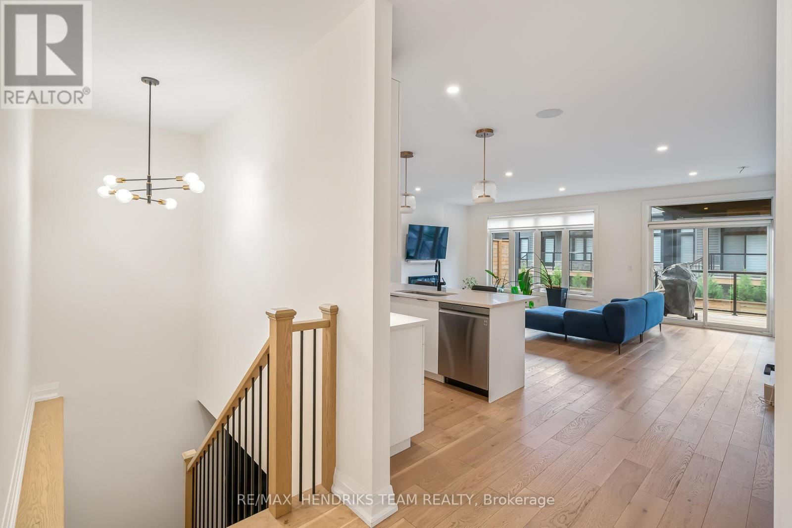 36 - 8974 Willoughby Drive, Niagara Falls (Chippawa), ON - Indoor