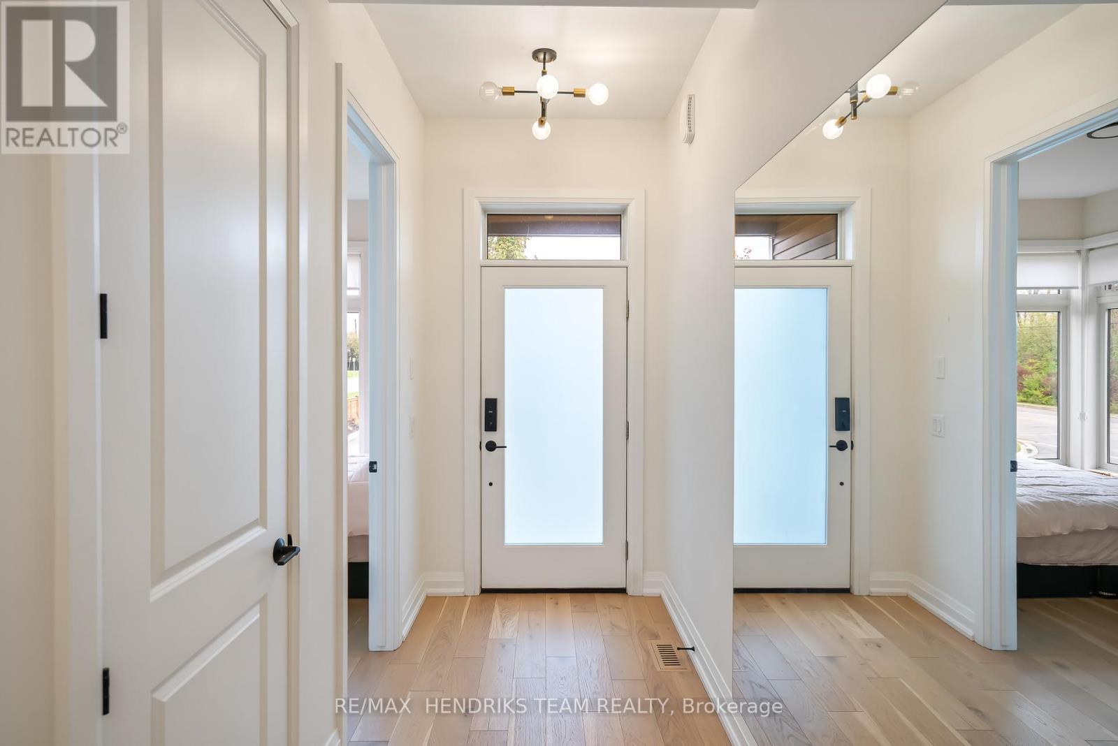 36 - 8974 Willoughby Drive, Niagara Falls (Chippawa), ON - Indoor Photo Showing Other Room