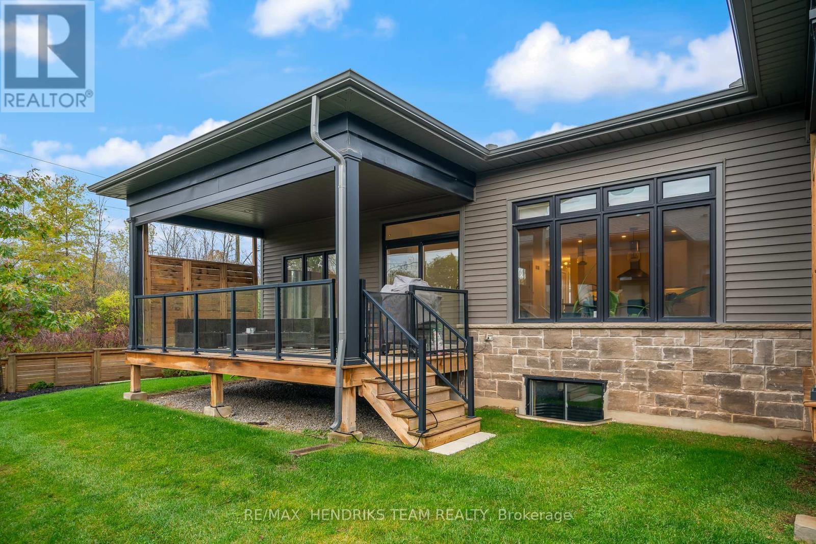 36 - 8974 Willoughby Drive, Niagara Falls (Chippawa), ON - Outdoor With Deck Patio Veranda