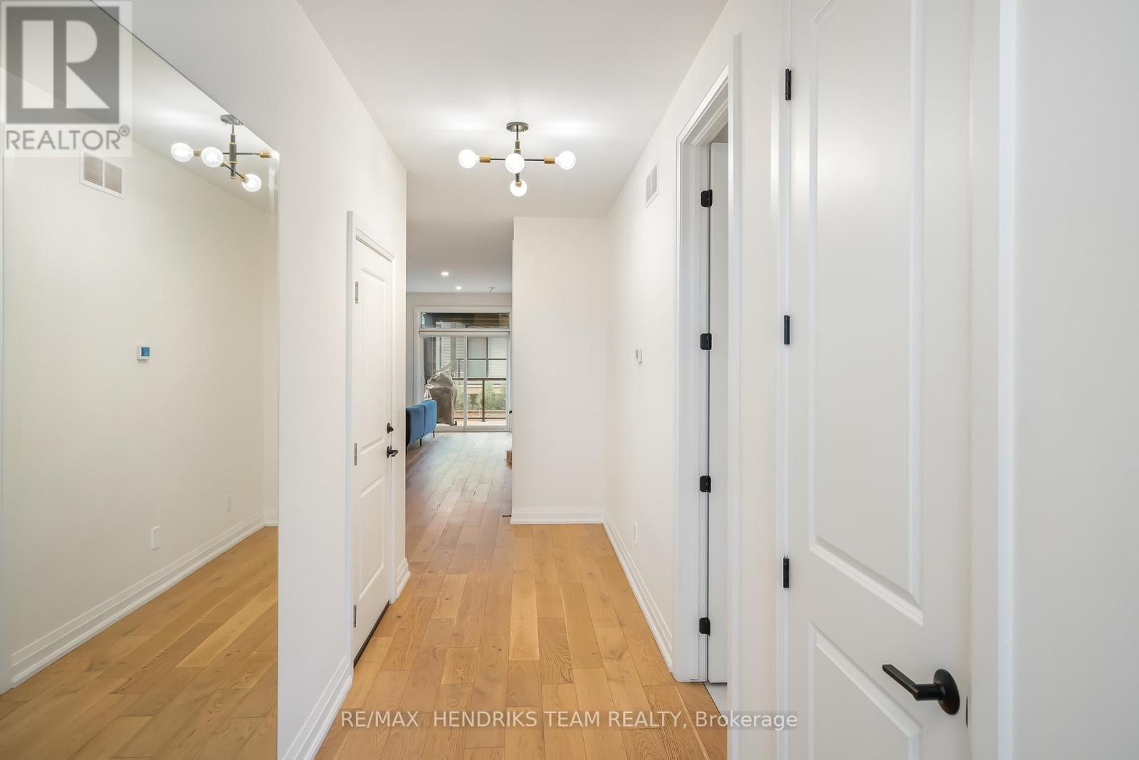 36 - 8974 Willoughby Drive, Niagara Falls (Chippawa), ON - Indoor Photo Showing Other Room