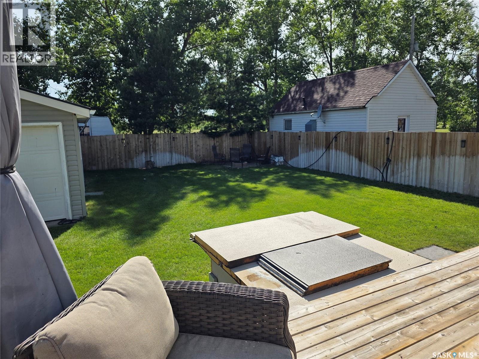 107 Mistusinne Crescent, Mistusinne, SK - Outdoor With Deck Patio Veranda