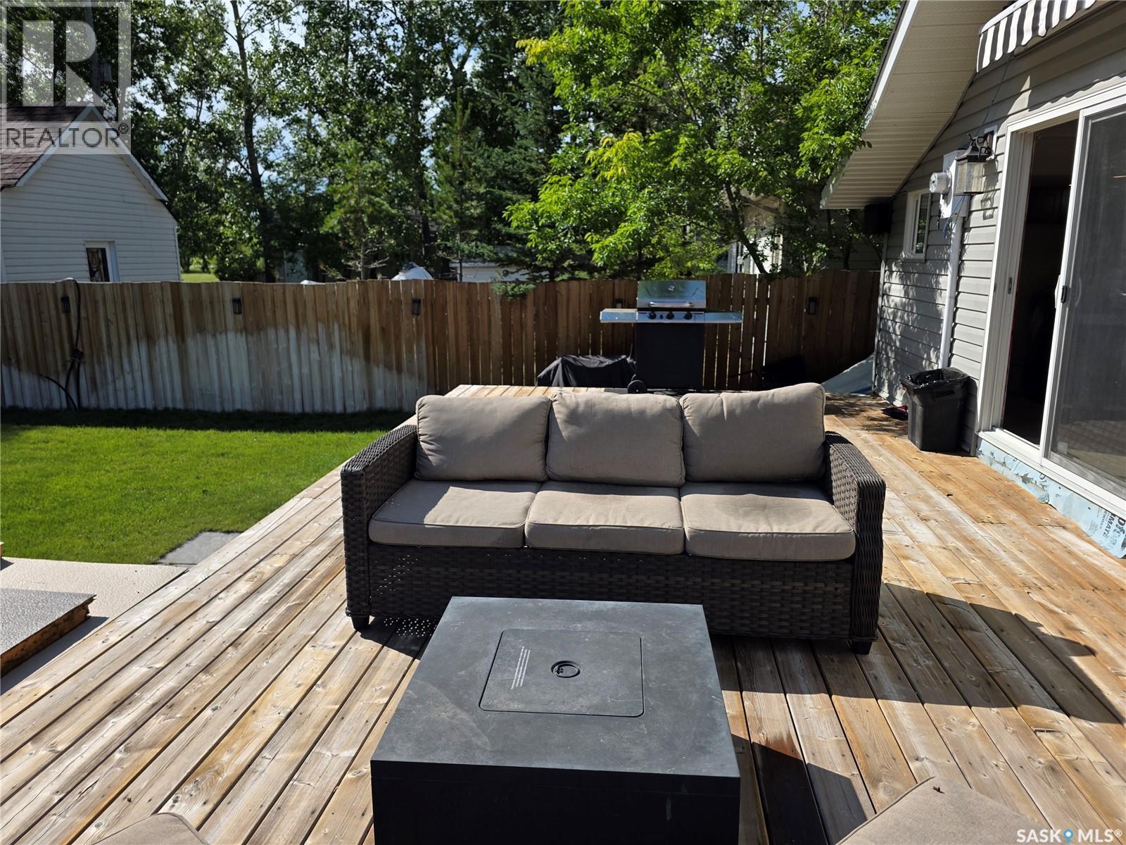 107 Mistusinne Crescent, Mistusinne, SK - Outdoor With Deck Patio Veranda