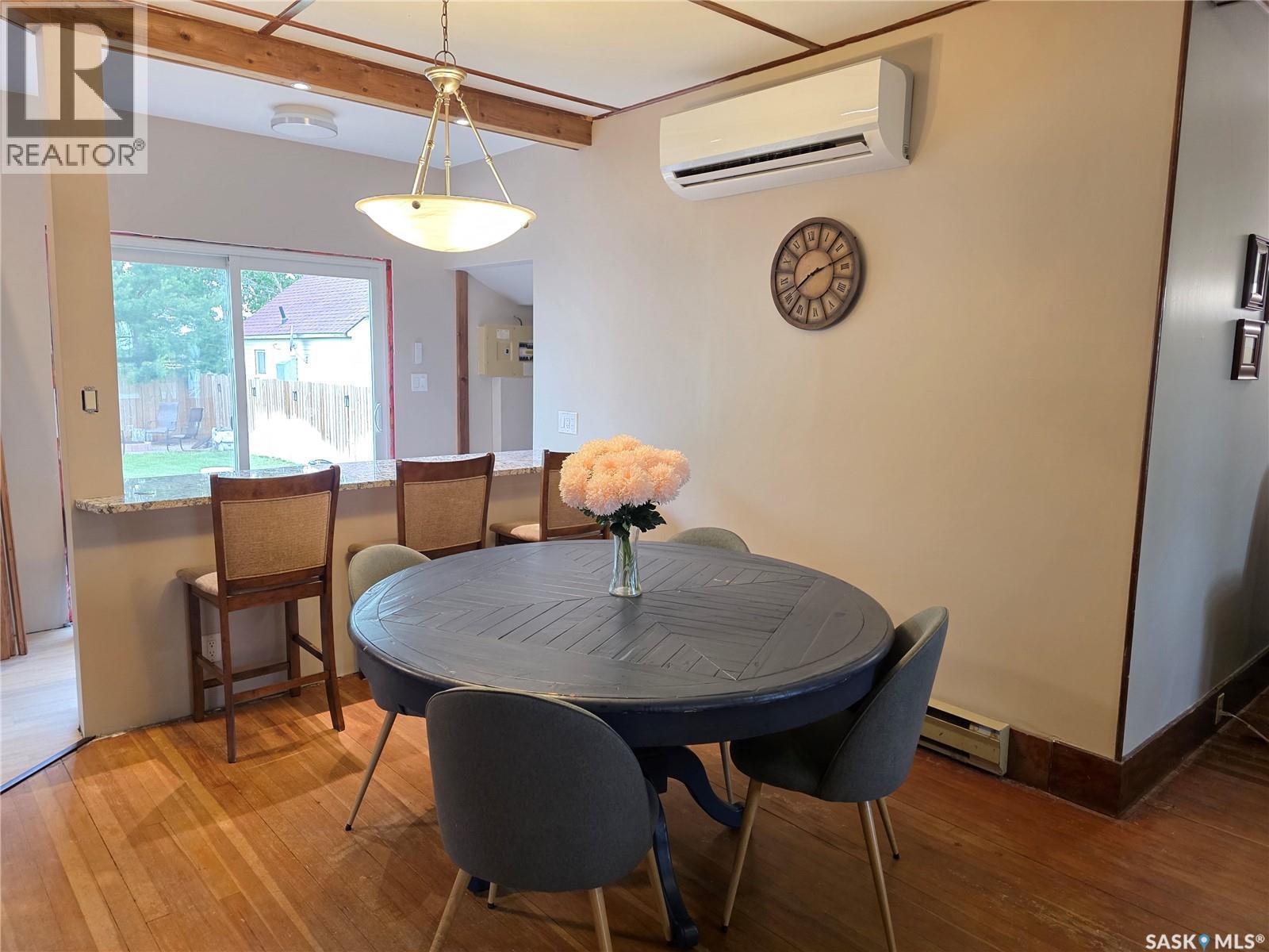 107 Mistusinne Crescent, Mistusinne, SK - Indoor Photo Showing Dining Room