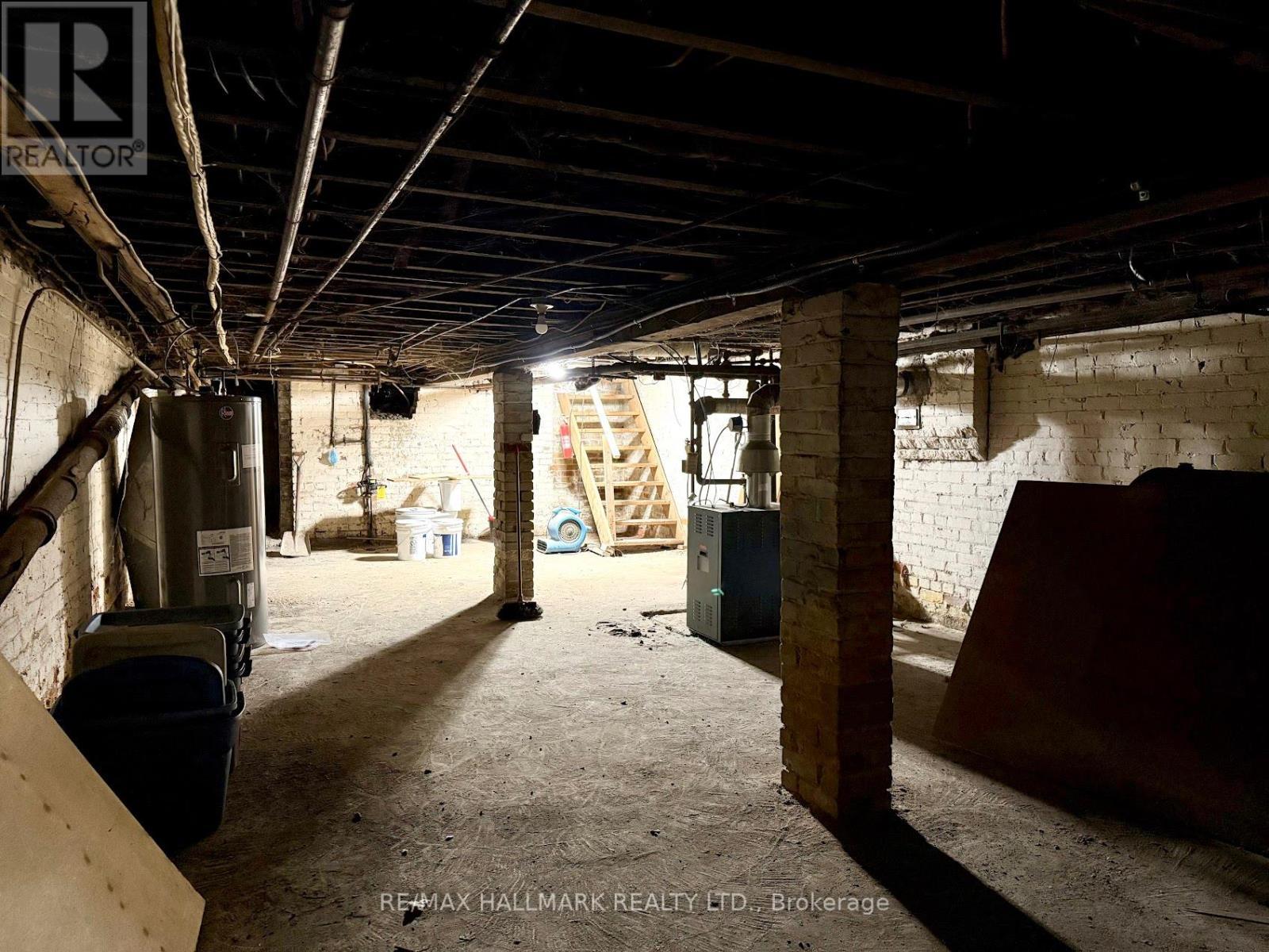 741 Queen Street E, Toronto, ON