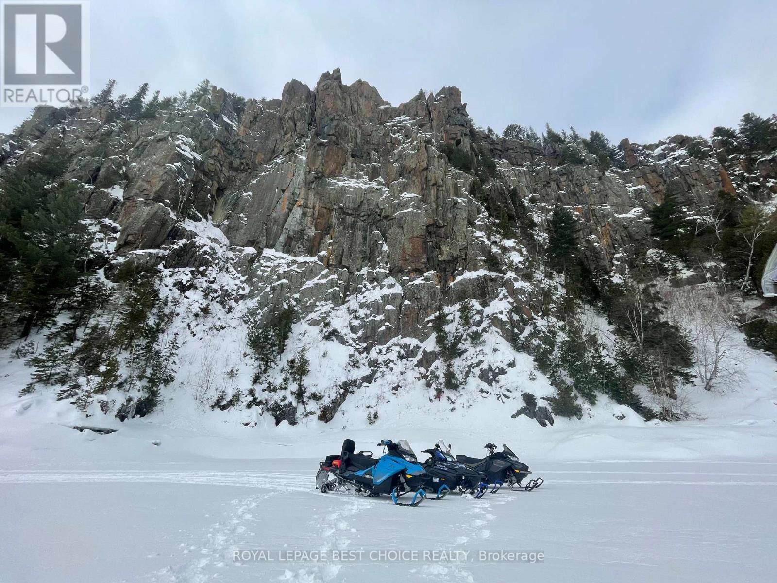 Devil's Rock - 151 Radley Hill Road, Temiskaming Shores (New Liskeard), ON