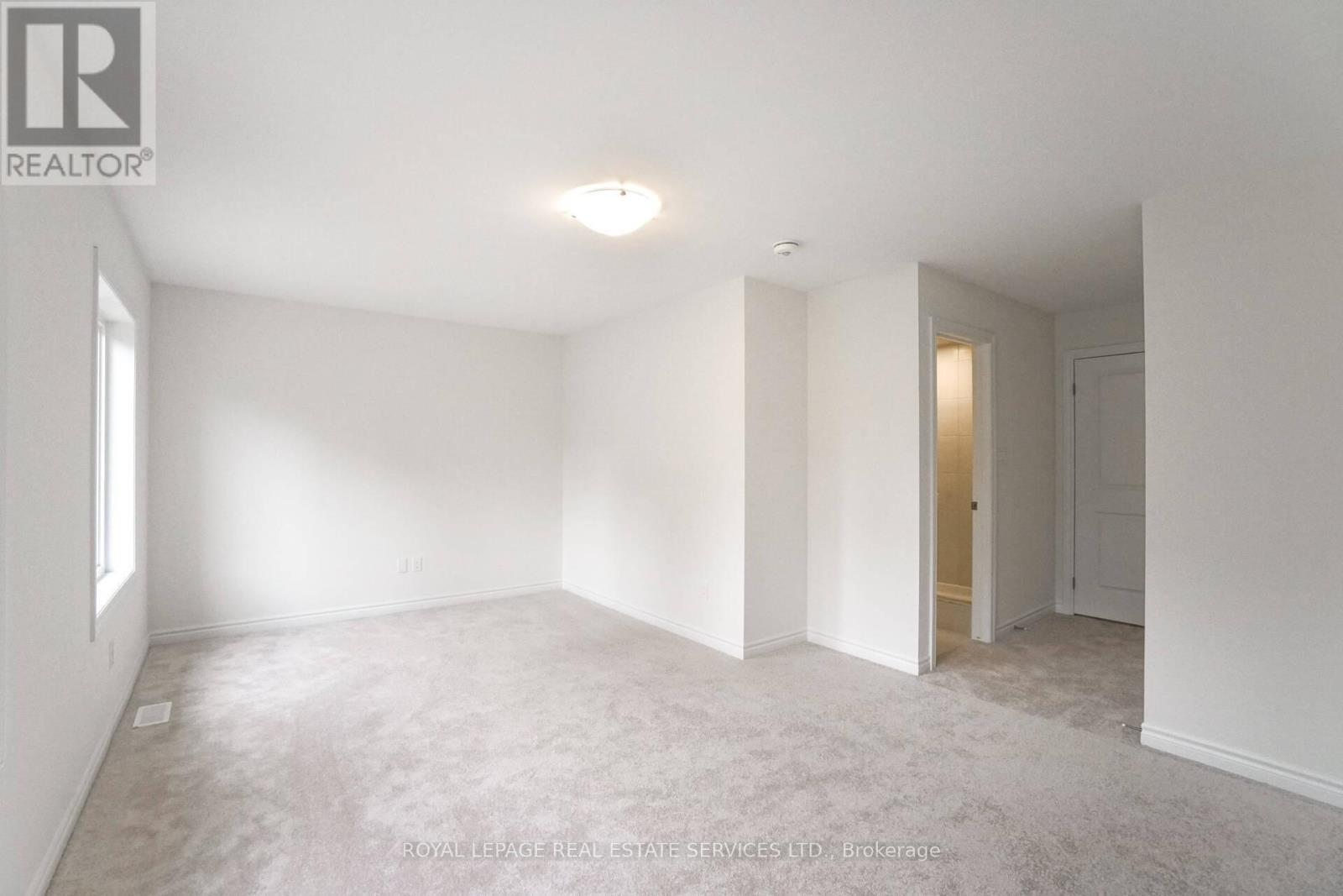 2 - 515 Garner Road W, Hamilton, ON - Indoor Photo Showing Other Room