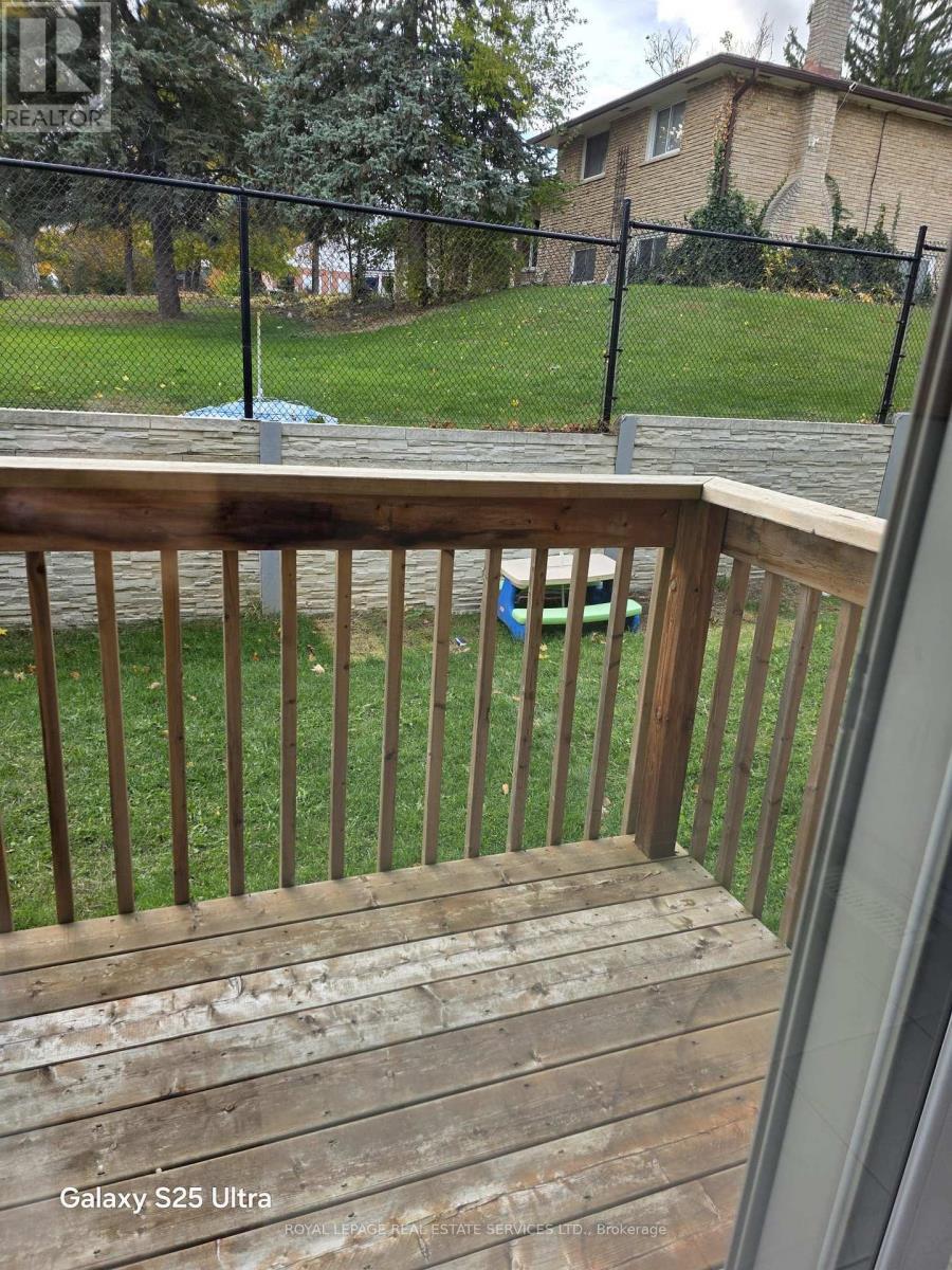 2 - 515 Garner Road W, Hamilton, ON - Outdoor With Exterior