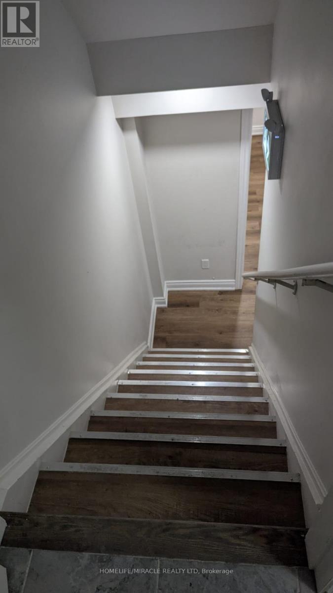 Basement - 504 Linden Drive, Cambridge, ON - Indoor Photo Showing Other Room