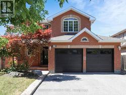 32 BLOOM CRESCENT Barrie, ON L4N 0S8