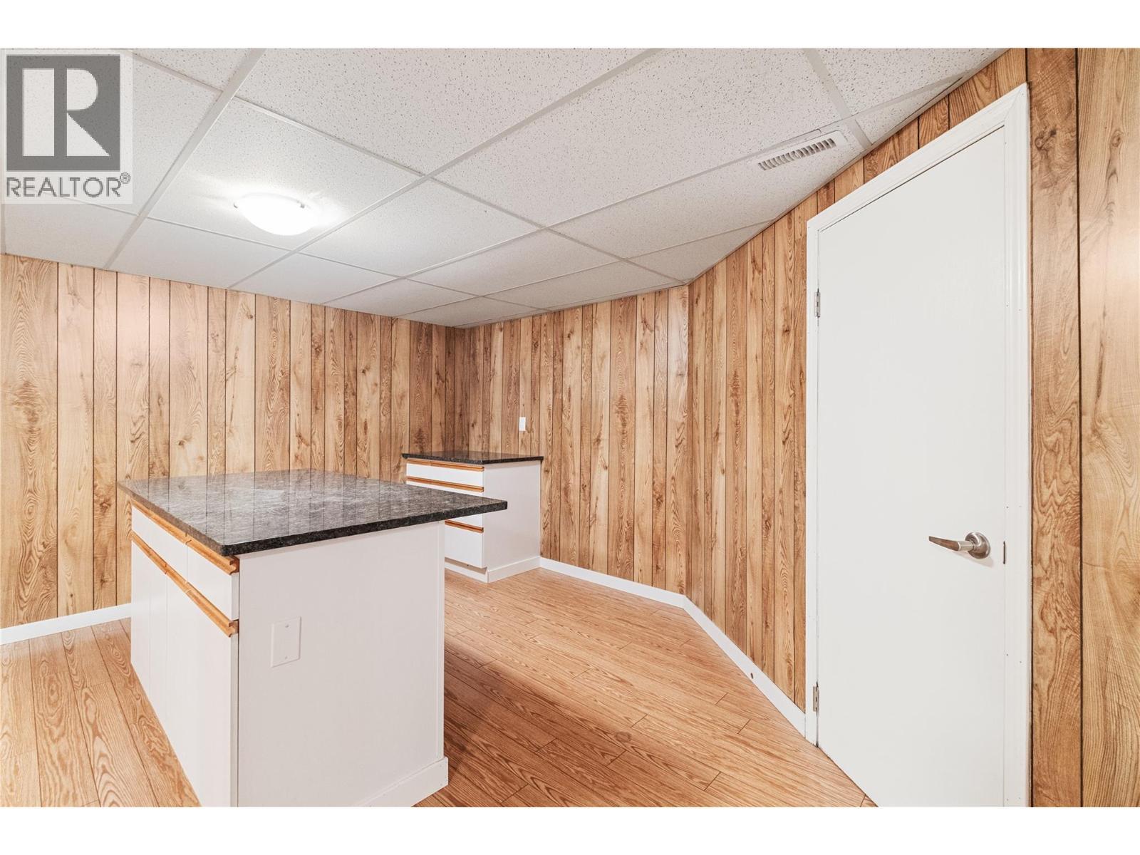 970 Keyes Court, Rutland, BC - Indoor Photo Showing Other Room