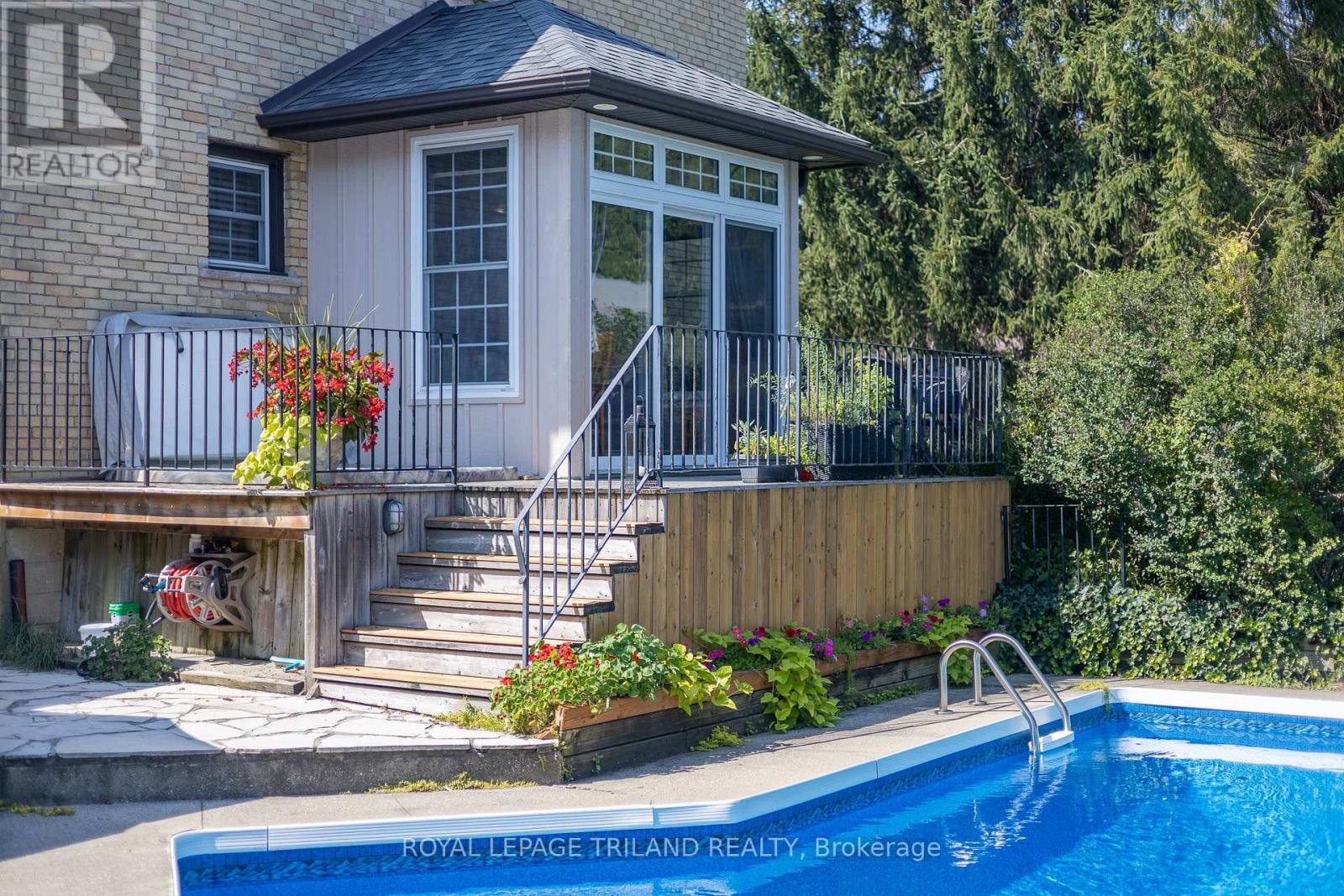 264 George Street, North Middlesex (Parkhill), ON - Outdoor With In Ground Pool With Deck Patio Veranda