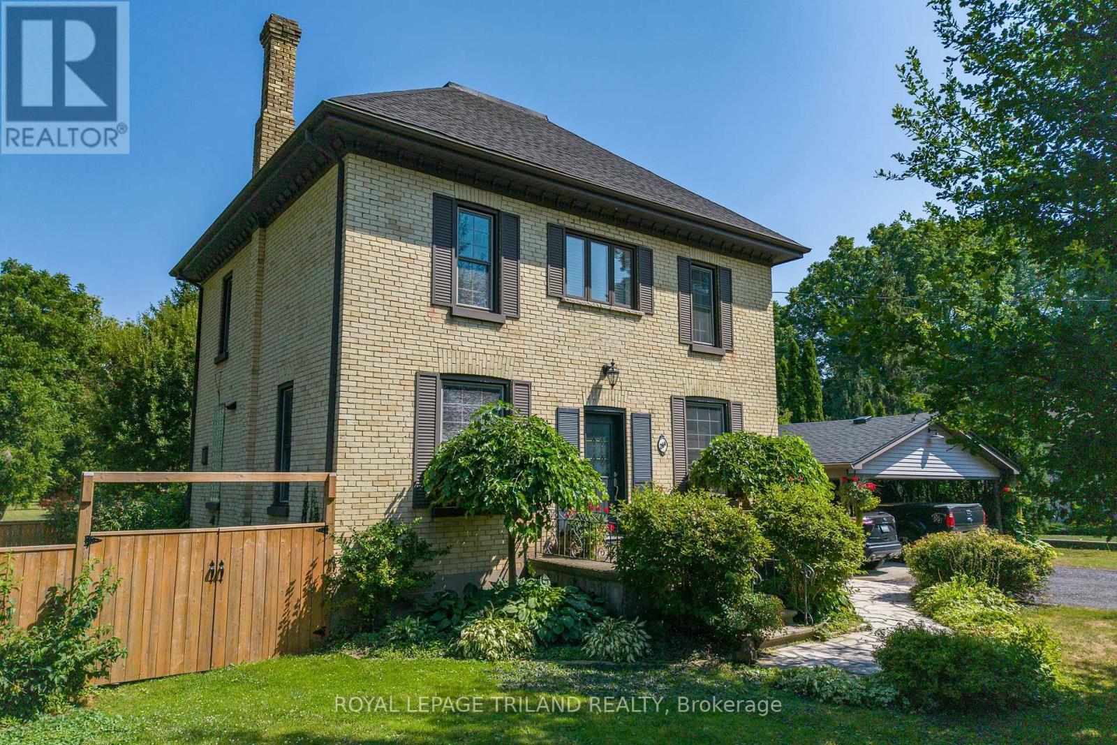 264 George Street, North Middlesex (Parkhill), ON - Outdoor