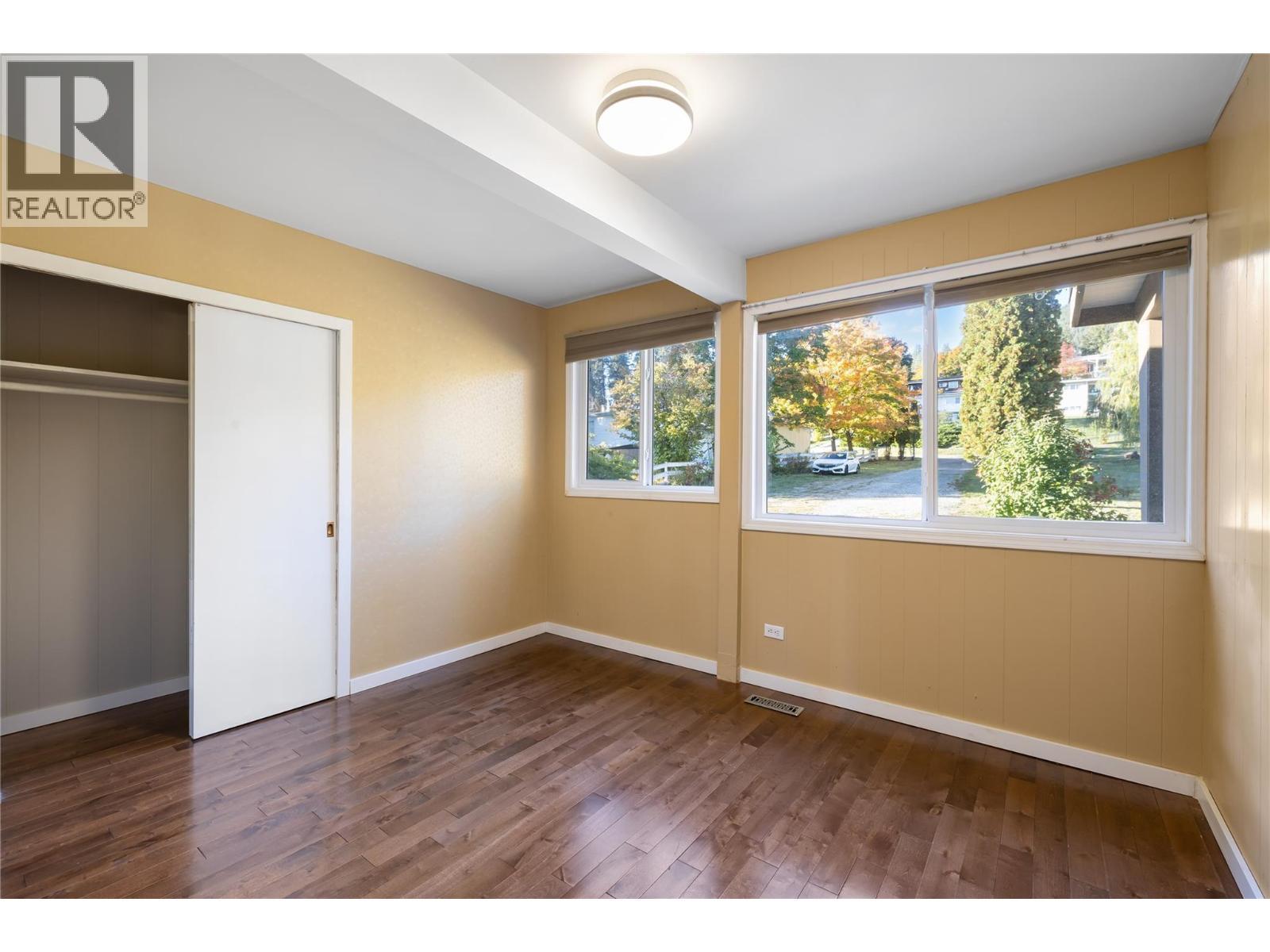 2424 Crawford Street, Creston, BC - Indoor Photo Showing Other Room